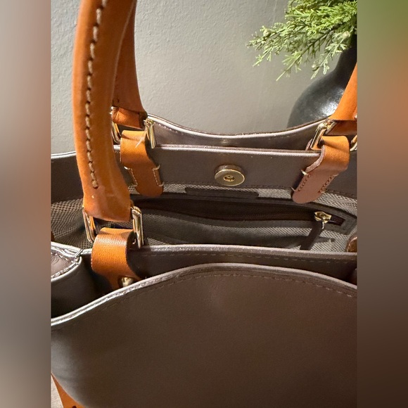 Dooney & Bourke Barlow Satchel/Crossbody Bag - Picture 8 of 16